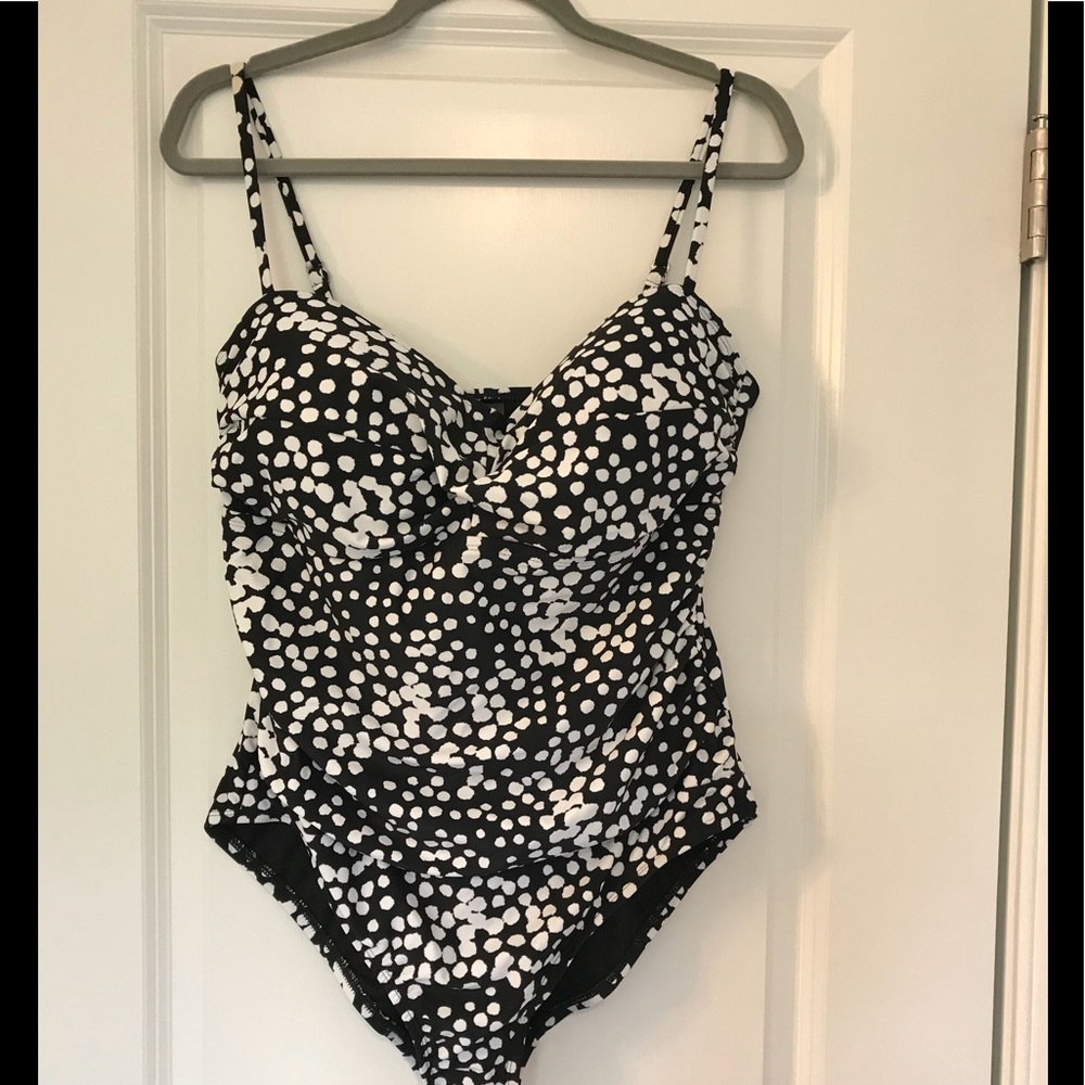Catalina polka dot swimsuit 16 18